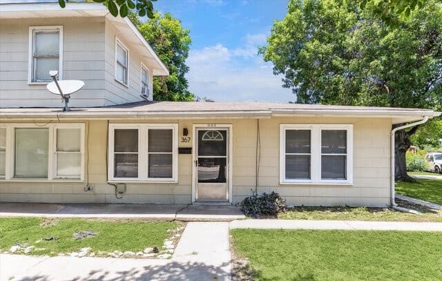rental at 369 Babcock Rd in San Antonio, TX — photo 3