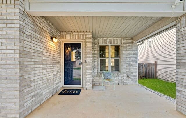 3-bedroom rental at 4963 Ancient Elm in San Antonio, TX — photo 3