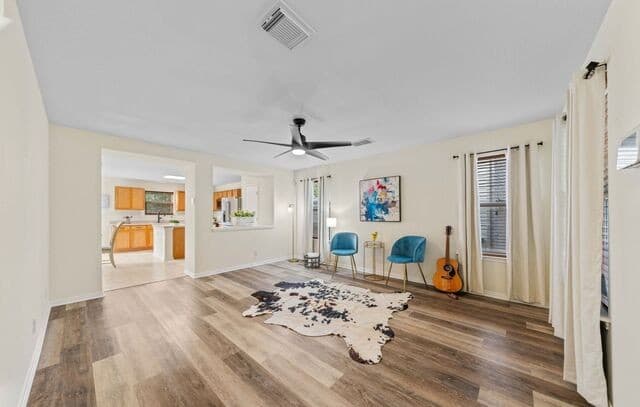 3-bedroom rental at 4963 Ancient Elm in San Antonio, TX — photo 4