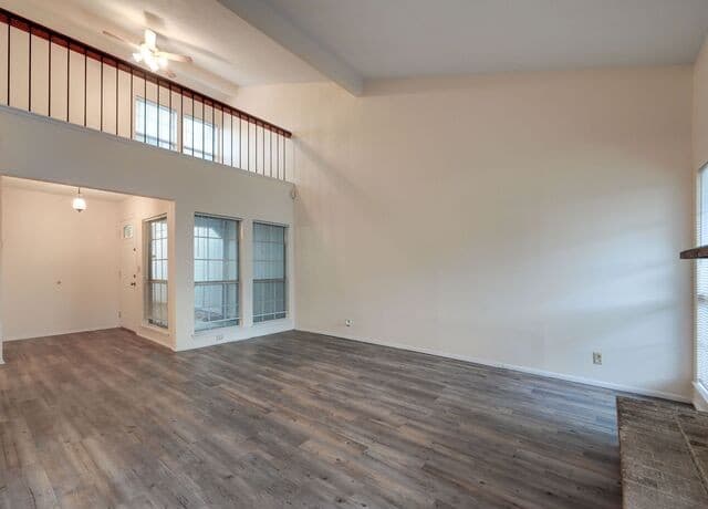 3-bedroom rental at 6903 Stockport Drive in San Antonio, TX — photo 2