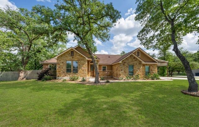 4-bedroom rental at 149 Cibolo Ridge Dr in La Vernia, TX — photo 4