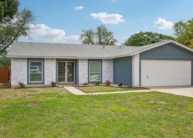 3-bedroom rental at 11410 Spring Rain in San Antonio, TX — photo 4
