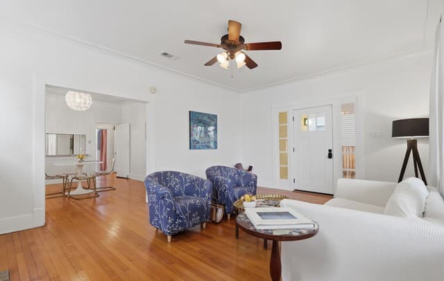 2-bedroom rental at 513 Fulton Ave in San Antonio, TX — photo 5