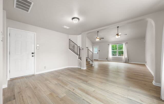 4-bedroom rental at 10438 Tiger in San Antonio, TX — photo 4