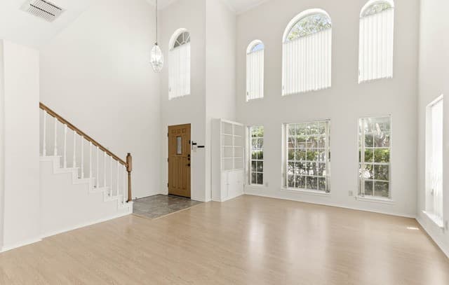 4-bedroom rental at 10507 Pemspice in San Antonio, TX — photo 3