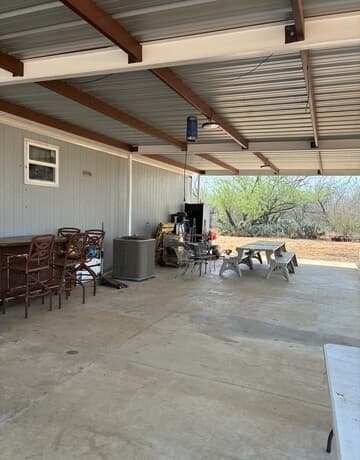 5-bedroom rental at 60 Childers Road in Artesia Wells, TX — photo 2