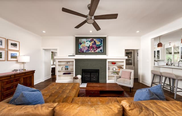 4-bedroom rental at 146 Davis Ct in San Antonio, TX — photo 5