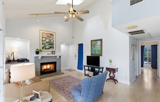 2-bedroom rental at 14745 Babcock Rd Unit 102A in San Antonio, TX — photo 4