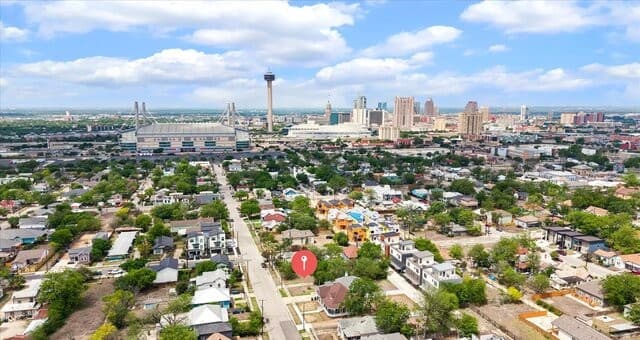 rental at 1105 Wyoming in San Antonio, TX — photo 4