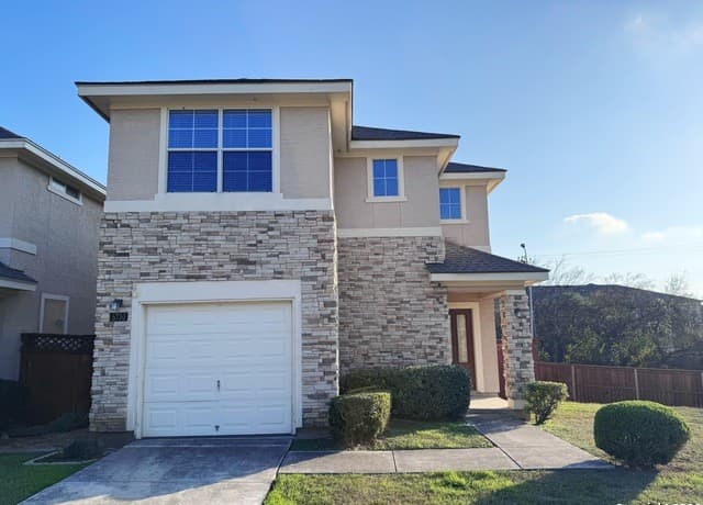 2-bedroom rental at 6730 Biscay Hbr in San Antonio, TX — photo 1
