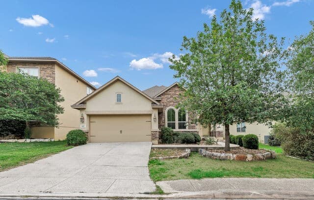 3-bedroom rental at 415 Tranquil Oak in San Antonio, TX — photo 1
