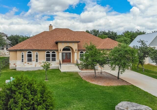 4-bedroom rental at 919 Scenic Stroll in San Antonio, TX — photo 1