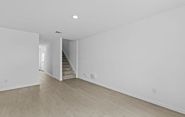 4-bedroom rental at 13043 Lake Fryer in St Hedwig, TX — photo 2