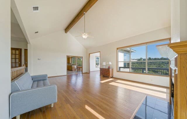 3-bedroom rental at 19318 Strauss in San Antonio, TX — photo 5