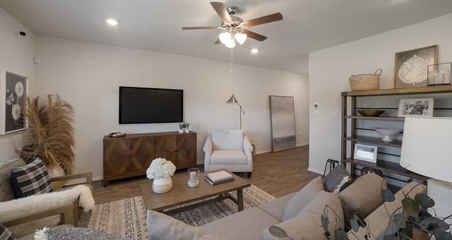 4-bedroom rental at 5915 Granite Quarry in San Antonio, TX — photo 3