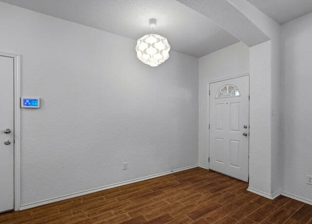 4-bedroom rental at 9558 Nueces Canyon in San Antonio, TX — photo 5