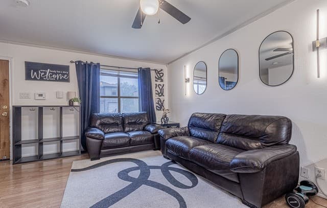3-bedroom rental at 9554 Celine in San Antonio, TX — photo 4