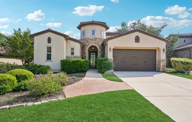 3-bedroom rental at 22715 Colibries in San Antonio, TX — photo 1