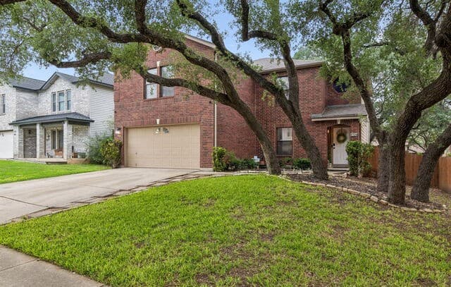 3-bedroom rental at 9326 Moonlit Glade Rd in Helotes, TX — photo 3