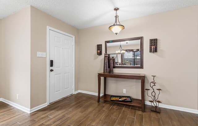 3-bedroom rental at 10903 Bristle Oak Dr in San Antonio, TX — photo 4