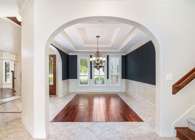 5-bedroom rental at 631 Sentry Hill in San Antonio, TX — photo 4