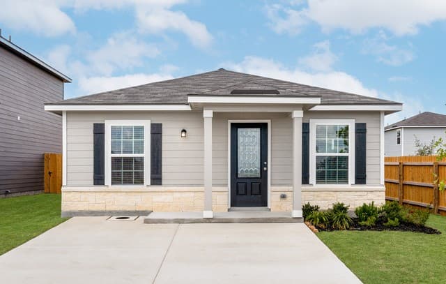 2-bedroom rental at 11506 Bald Eagle Heights in San Antonio, TX — photo 1