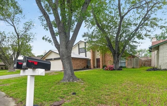 4-bedroom rental at 3306 Rosetti Dr in San Antonio, TX — photo 2