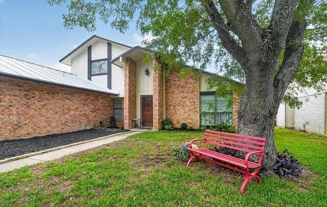 4-bedroom rental at 3306 Rosetti Dr in San Antonio, TX — photo 5