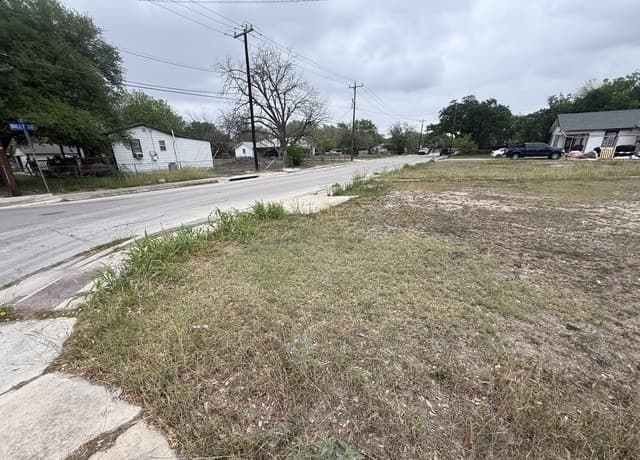 rental at 4802 Billy in San Antonio, TX — photo 3