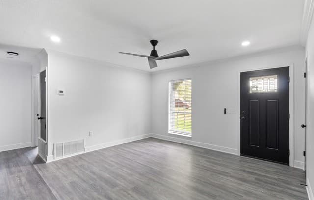 4-bedroom rental at 11915 Los Cerros St in San Antonio, TX — photo 3