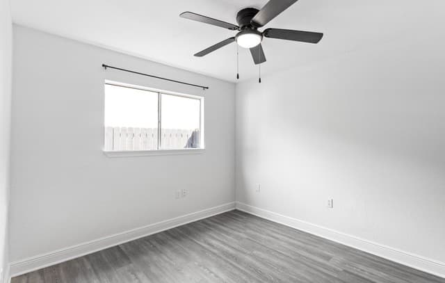 4-bedroom rental at 11915 Los Cerros St in San Antonio, TX — photo 5