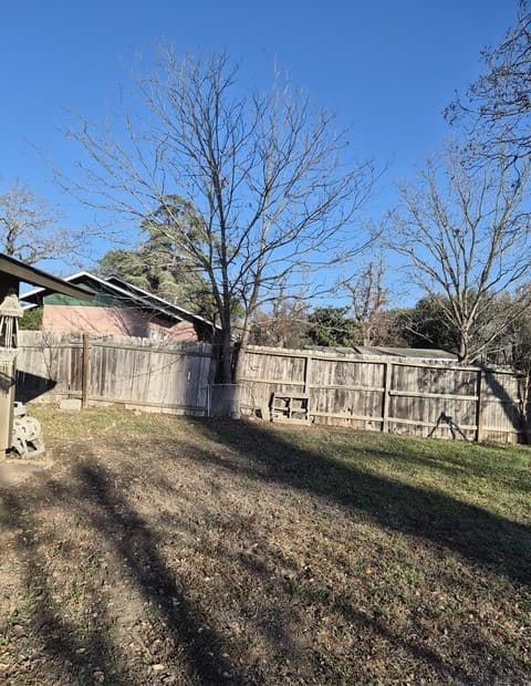 3-bedroom rental at 6268 Fox in San Antonio, TX — photo 3