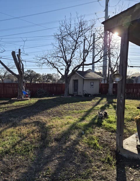 3-bedroom rental at 6268 Fox in San Antonio, TX — photo 4