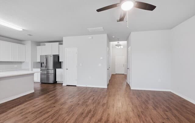 3-bedroom rental at 6610 Freedom Hills in San Antonio, TX — photo 4