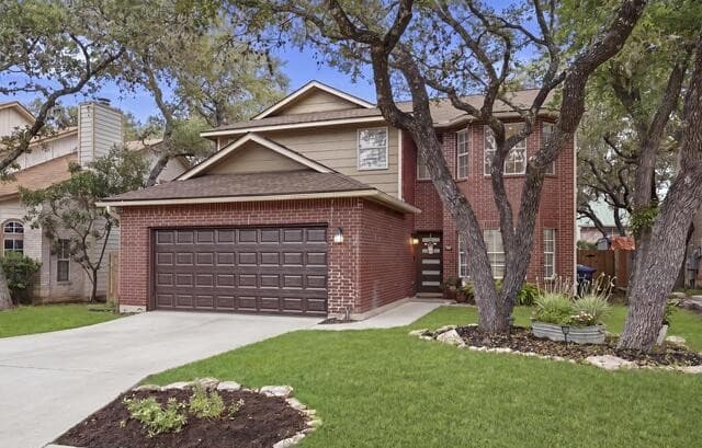 4-bedroom rental at 9270 Ridge Post in San Antonio, TX — photo 1