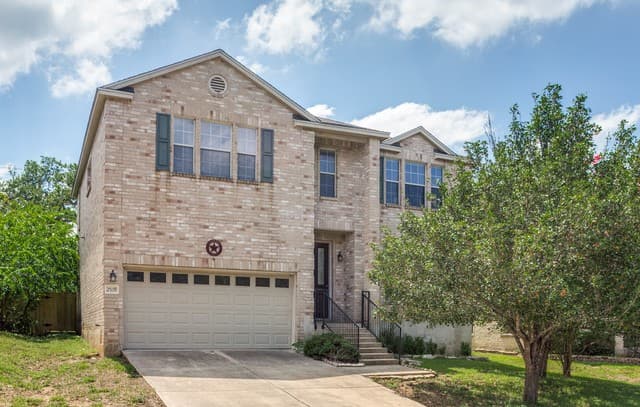 3-bedroom rental at 25119 Royal Land in San Antonio, TX — photo 1