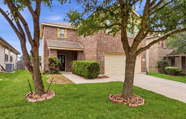 3-bedroom rental at 7415 Virtuoso Pass in San Antonio, TX — photo 2