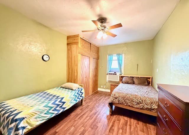 3-bedroom rental at 944 Briscoe Aly in San Antonio, TX — photo 5