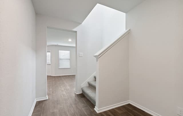 3-bedroom rental at 9850 Cotton Grass in San Antonio, TX — photo 3