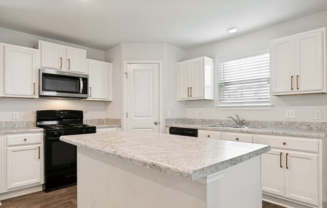 3-bedroom rental at 9850 Cotton Grass in San Antonio, TX — photo 5