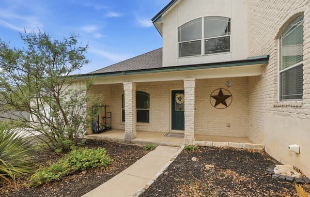 4-bedroom rental at 531 Breathless View St in San Antonio, TX — photo 3