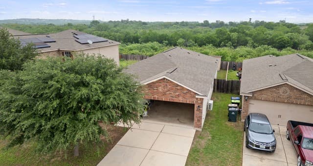 3-bedroom rental at 11702 Luckey Ledge in San Antonio, TX — photo 3