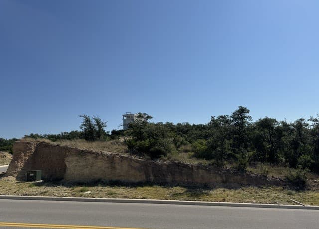 rental at 11206 Kendall Canyon in San Antonio, TX — photo 5