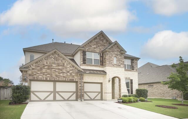 5-bedroom rental at 107 Destiny in Boerne, TX — photo 3