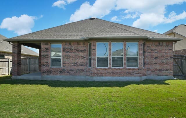 3-bedroom rental at 5013 Arrow Ridge in Schertz, TX — photo 4