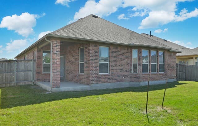 3-bedroom rental at 5013 Arrow Ridge in Schertz, TX — photo 5