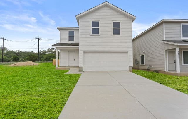 4-bedroom rental at 14923 Warwick Shire in San Antonio, TX — photo 1