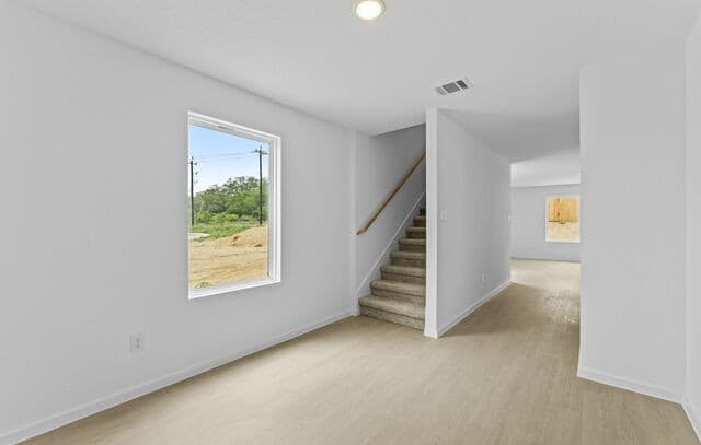 4-bedroom rental at 14923 Warwick Shire in San Antonio, TX — photo 3