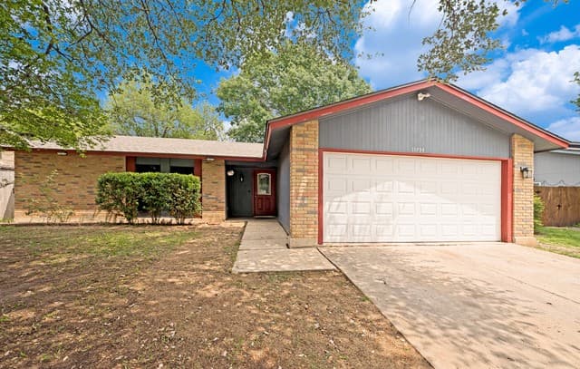 3-bedroom rental at 11734 Spring Rain in San Antonio, TX — photo 1