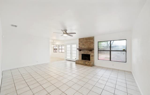 3-bedroom rental at 11734 Spring Rain in San Antonio, TX — photo 3